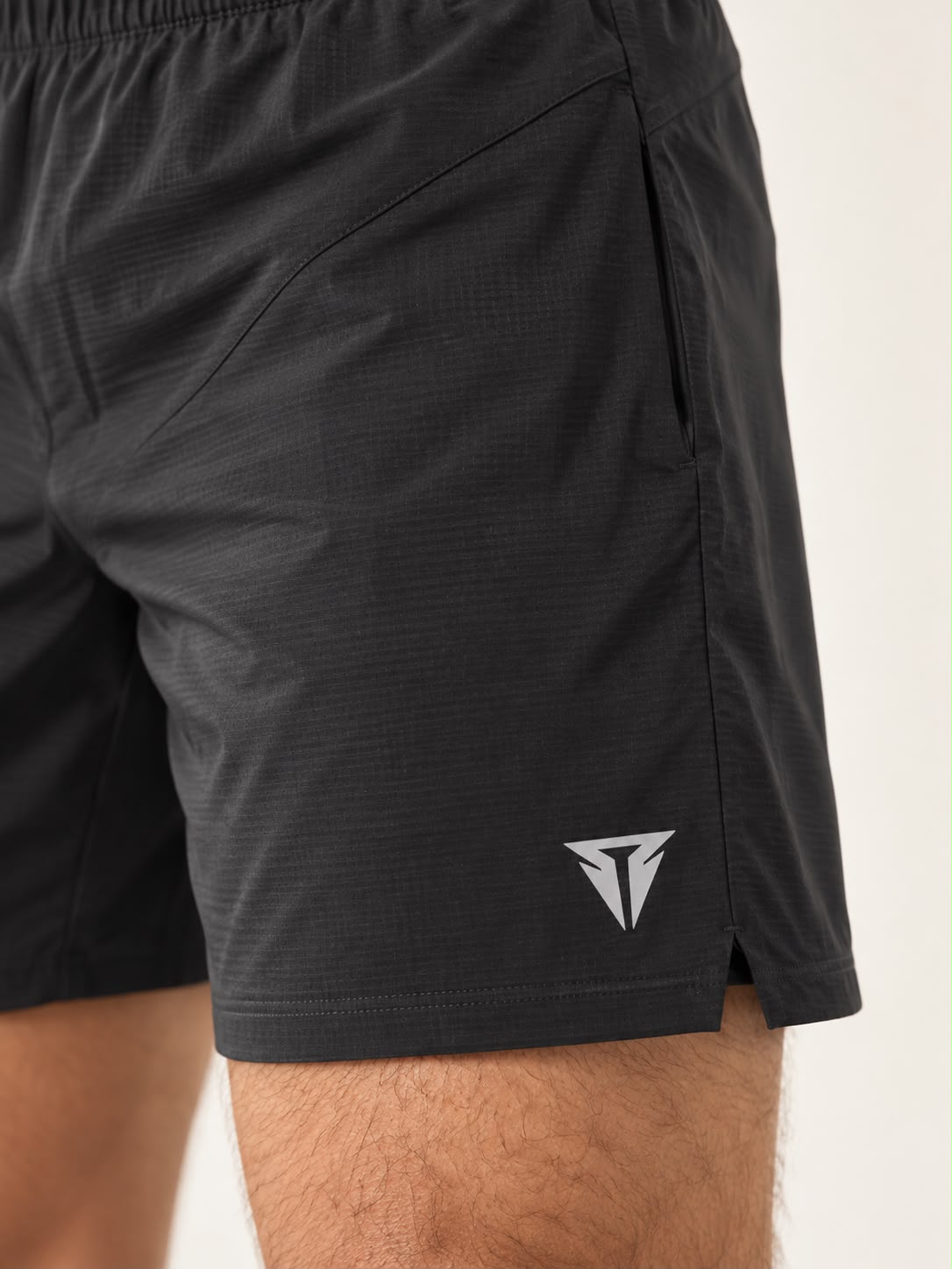 Narrow Fit 7-Inch Soft-Touch Training Shorts
